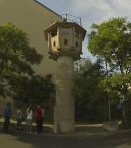 torre-di-guardia-DDR-Berlin