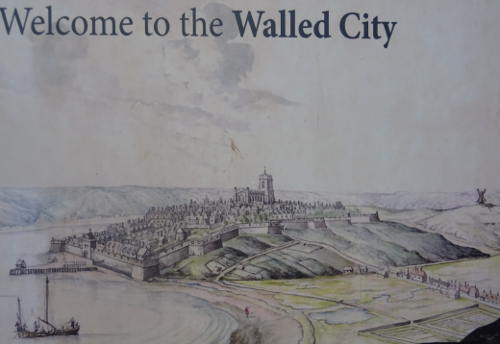 welcome to the walled city Derry/Londonderry Ireland