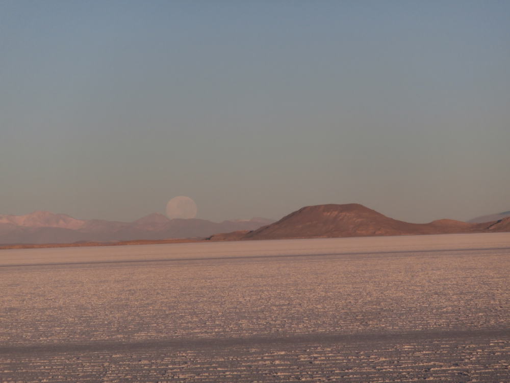Bolivia - Salar de Uyuni - atardecer luna