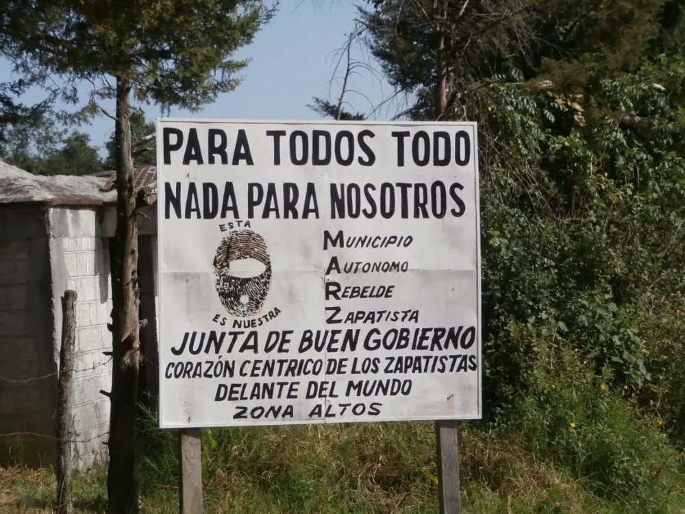 Messico-EZLN-Caracol-Oventik-nada-para-nosotros