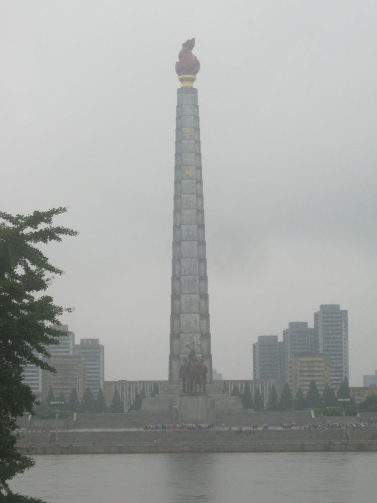 Corea del Norte - Pyongyang - Torre del ideario Juche