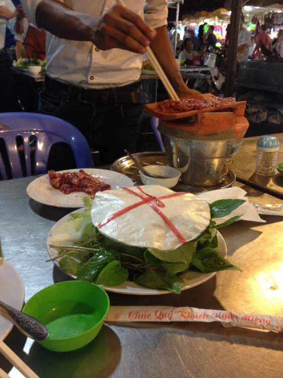 Vietnam - Ho Chi Minh City HCMC Saigon - cucinare al mercato notturno