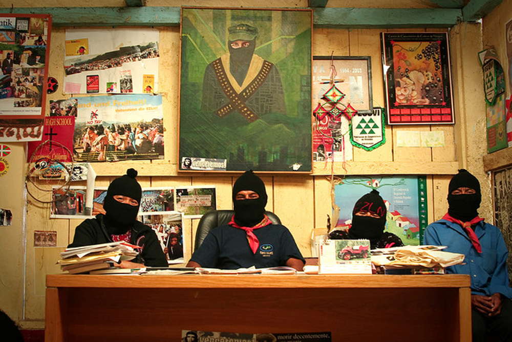 EZLN - Caracol Oventik - Giunta del Buon Governo EZLN - Caracol Oventik - Giunta del Buon Governo