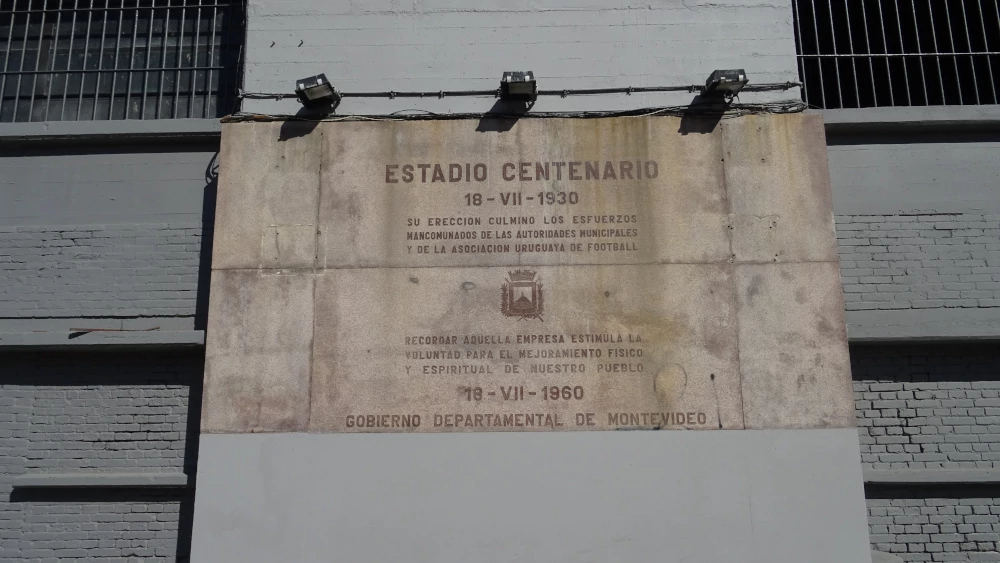 Targa 18 luglio 1930 - Museo del Futbol - Estadio Centenario - Montevideo Uruguay